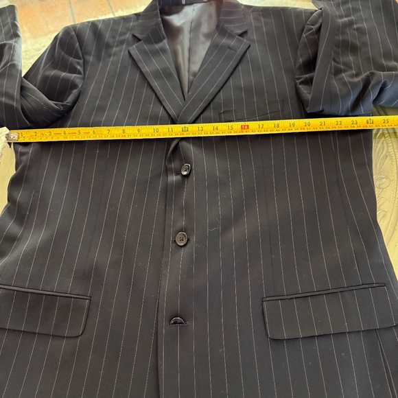 Emmanuel Ungaro 100% Wool Mens Suit Black Pinstripe 46L/38W Business Formal - Picture 14 of 16